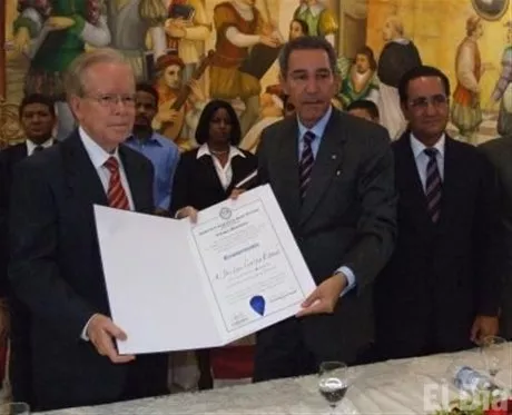 http://eldia.com.do/image/article/38/460×390/0/DCC10629-2882-47C4-8585-97090308DAB5.jpeg