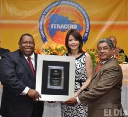 http://eldia.com.do/image/article/39/460×390/0/F67B18E1-7D0F-4A5E-A49D-531117B23621.jpeg