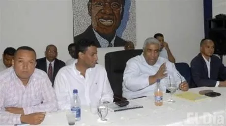 http://eldia.com.do/image/article/42/460×390/0/02278CF1-A7DE-4D77-A9B6-17E8EE4FFE15.jpeg