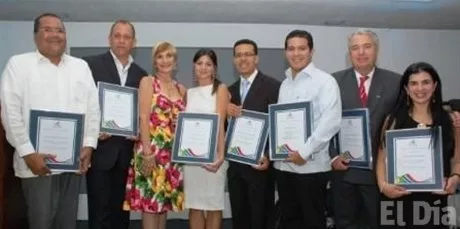 http://eldia.com.do/image/article/41/460×390/0/33F44698-E163-4931-849A-240D1C18BBF0.jpeg