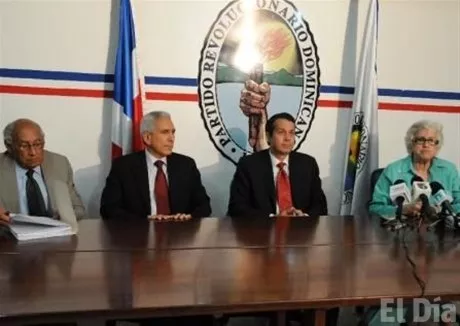 http://eldia.com.do/image/article/42/460×390/0/446BCFDD-1A3A-4058-8AD7-E9040733DAF4.jpeg