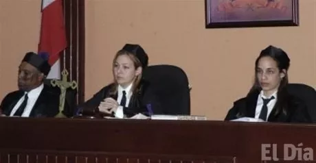 http://eldia.com.do/image/article/42/460×390/0/4DBC939B-87BF-4689-9D0A-DC57F357C44C.jpeg