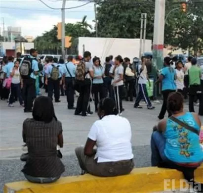 http://eldia.com.do/image/article/42/460×390/0/57D078C9-E8C2-482A-8563-8446A572579A.jpeg
