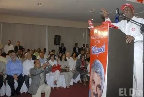 http://eldia.com.do/image/article/43/460×390/0/5A0E42A6-11E5-445C-BA4B-09A02D803536.jpeg