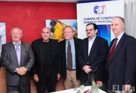 http://eldia.com.do/image/article/42/460×390/0/621303BC-1379-4DB0-87E3-24BA81A2C051.jpeg