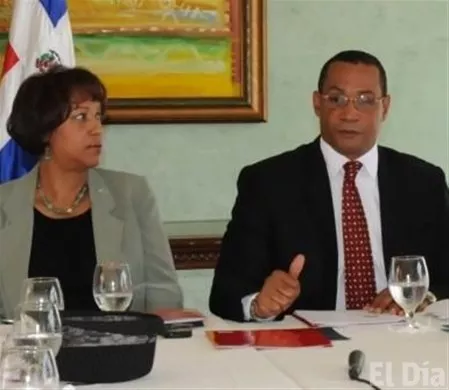http://eldia.com.do/image/article/40/460×390/0/7133C24B-8ECE-4F5C-A00E-C7FB73F5CACA.jpeg