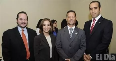 http://eldia.com.do/image/article/42/460×390/0/795C100E-1B11-4853-AB76-D8DFF8AF13A2.jpeg