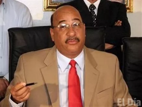 http://eldia.com.do/image/article/42/460×390/0/8871E497-F43D-48A1-8A5A-D6B15D7A07AA.jpeg
