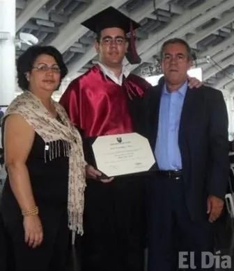 http://eldia.com.do/image/article/42/460×390/0/8F8F8321-43CE-4FE7-B495-3EC93D0E8AE2.jpeg