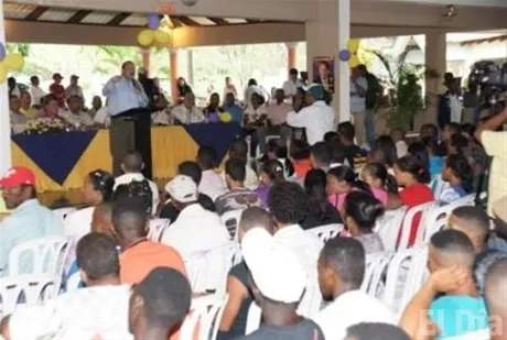 http://eldia.com.do/image/article/41/460×390/0/A96C9F4C-CBE6-4EB5-BA38-7E0694596E35.jpeg
