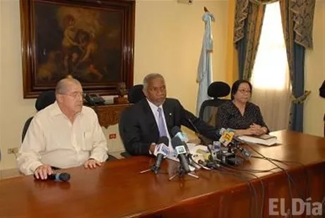 http://eldia.com.do/image/article/42/460×390/0/BE126365-2F00-42DE-8C0E-4B3B2276E3CB.jpeg