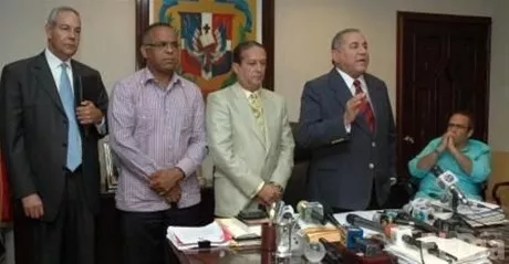 http://eldia.com.do/image/article/41/460×390/0/DCA639E7-EC9A-4FCD-B217-23C829106CC8.jpeg