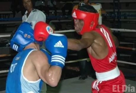 http://eldia.com.do/image/article/42/460×390/0/DD379337-D618-4F8C-8822-8D159B92EC87.jpeg