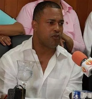 http://eldia.com.do/image/article/42/460×390/0/F306E4FC-23FA-4B07-B2B2-AD4254C1400E.jpeg