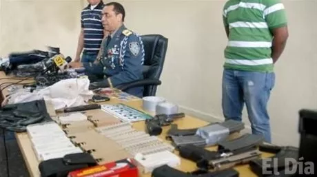 http://eldia.com.do/image/article/44/460×390/0/2B256228-5931-4603-87B8-49687F8FB543.jpeg