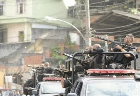 http://eldia.com.do/image/article/45/460×390/0/2F401D8E-E02E-4CEB-B728-5D17428BC4AB.jpeg