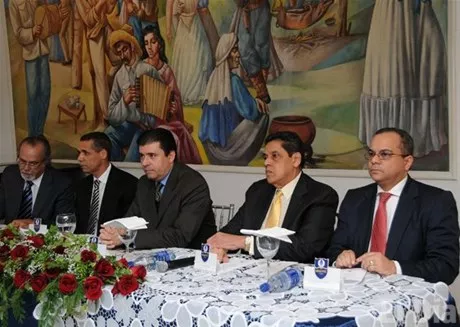 http://eldia.com.do/image/article/45/460×390/0/3EFF8BB9-2D91-4C18-A825-7656AC799E2B.jpeg