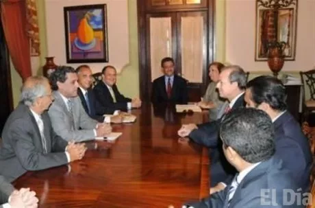 http://eldia.com.do/image/article/45/460×390/0/5C5A4B3C-4D7B-4BD5-8AF5-8B42586D2AB8.jpeg