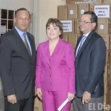 http://eldia.com.do/image/article/43/460×390/0/BD30990E-9022-42CF-85F8-E80792DDC81C.jpeg
