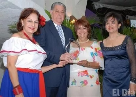 http://eldia.com.do/image/article/44/460×390/0/C9BB6ED3-C45B-4776-BE3E-229E8382225B.jpeg