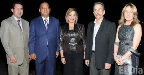 http://eldia.com.do/image/article/47/460×390/0/50FFDC75-CEAE-43FB-BA44-FDCE2C54B278.jpeg