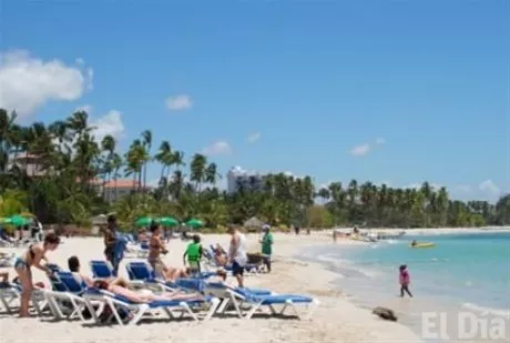 http://eldia.com.do/image/article/49/460×390/0/57F55E6F-2E98-4850-BA3C-3E21C018FE8D.jpeg