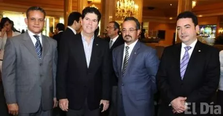 http://eldia.com.do/image/article/49/460×390/0/64F09E7B-91CE-403B-BB2E-BB7D1A9CA664.jpeg