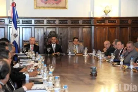 http://eldia.com.do/image/article/46/460×390/0/80079A02-B2F8-4769-B7A1-3D88D37F47ED.jpeg
