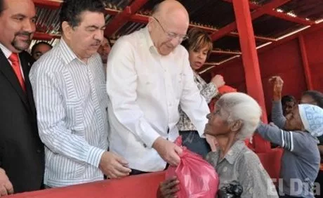 http://eldia.com.do/image/article/48/460×390/0/FC3A4E3B-C065-483E-AE94-986CA809EEAE.jpeg