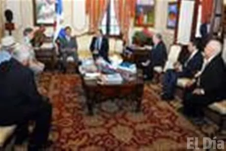 http://eldia.com.do/image/article/49/460×390/0/1A97E220-6CAF-4EEA-AF47-931D4B5D6CC6.jpeg