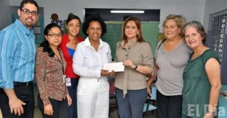 http://eldia.com.do/image/article/51/460×390/0/2D783F04-04EC-4E50-B791-0080DA8948C8.jpeg