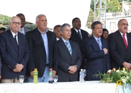 http://eldia.com.do/image/article/50/460×390/0/51D24FE2-295B-46FC-9940-CE85B7DE663B.jpeg