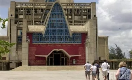 http://eldia.com.do/image/article/51/460×390/0/7BA3EC9C-9EC1-40E7-A9E2-D25F5C4C86DB.jpeg