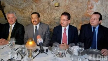 http://eldia.com.do/image/article/50/460×390/0/9C12045D-1987-4074-8A3A-914ECE654BB7.jpeg