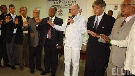 http://eldia.com.do/image/article/51/460×390/0/E3BF6A30-556D-4057-AA4E-F7AF47297BAB.jpeg