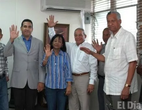 http://eldia.com.do/image/article/53/460×390/0/74144394-E134-4E64-9509-685C71E95571.jpeg