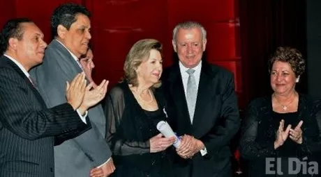 http://eldia.com.do/image/article/56/460×390/0/06A0056E-7E2D-419A-B93A-772FB4A9D284.jpeg