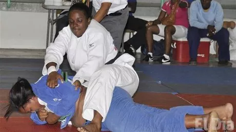 http://eldia.com.do/image/article/56/460×390/0/486B8B78-02BE-4507-AEFB-5254B6CF4437.jpeg