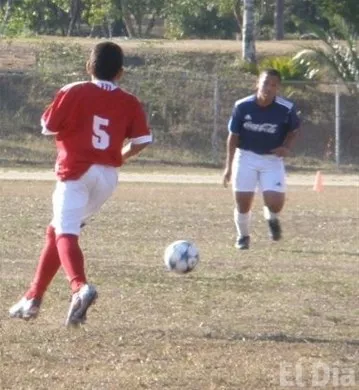 http://eldia.com.do/image/article/57/460×390/0/69F553E7-EE6E-4B4D-A54A-A32EAA343012.jpeg