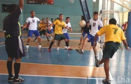 http://eldia.com.do/image/article/57/460×390/0/84F68BED-D9A2-4E98-A7F2-BEACC1F602B9.jpeg