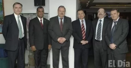 http://eldia.com.do/image/article/56/460×390/0/8521F291-81CF-437D-B654-D77AD013BD1A.jpeg