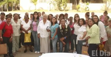 http://eldia.com.do/image/article/55/460×390/0/8A7B49F0-FB25-4122-A1CA-B574A57D1CB7.jpeg