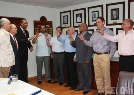 http://eldia.com.do/image/article/55/460×390/0/9D79679E-A3BB-4C02-B943-7F0BA8FBEA7D.jpeg