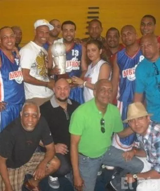 http://eldia.com.do/image/article/54/460×390/0/EDF599D0-024F-4C8D-BB90-A50A35E9E3FA.jpeg