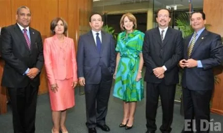 http://eldia.com.do/image/article/59/460×390/0/E720C798-6D57-4DAF-9F35-A18926D4CF1C.jpeg