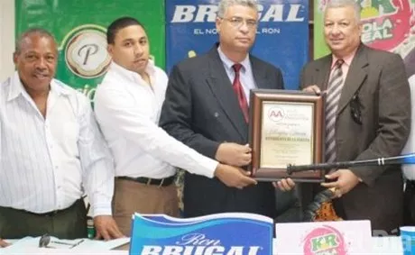 http://eldia.com.do/image/article/61/460×390/0/0A72B4F7-D0EF-4B00-8E86-F214A31F2733.jpeg