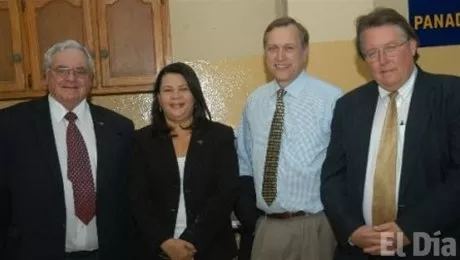 http://eldia.com.do/image/article/60/460×390/0/2246F36C-152D-48EB-B1B1-8FB029EE7304.jpeg