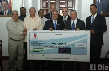 http://eldia.com.do/image/article/61/460×390/0/34718ED0-6826-4378-8DEA-B48FCEE929D3.jpeg