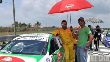 http://eldia.com.do/image/article/62/460×390/0/6B8AF70A-FF91-4750-BFBD-1B766D3B9BE5.jpeg
