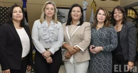 http://eldia.com.do/image/article/61/460×390/0/9798D886-735F-40A3-9FB3-D6F6BAE28383.jpeg